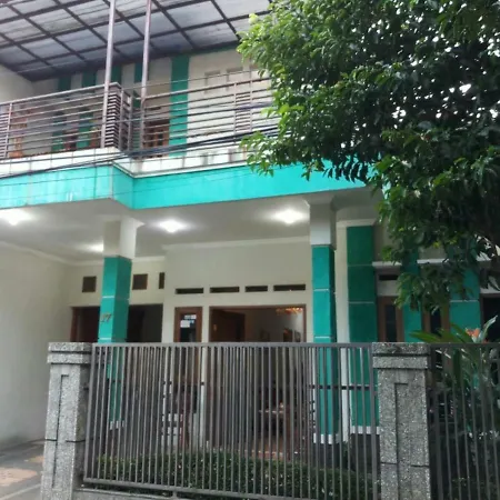 Seventeen Homestay